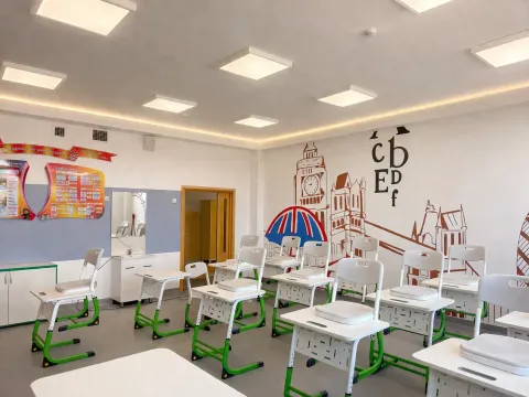 Zhalkamys School — view 1